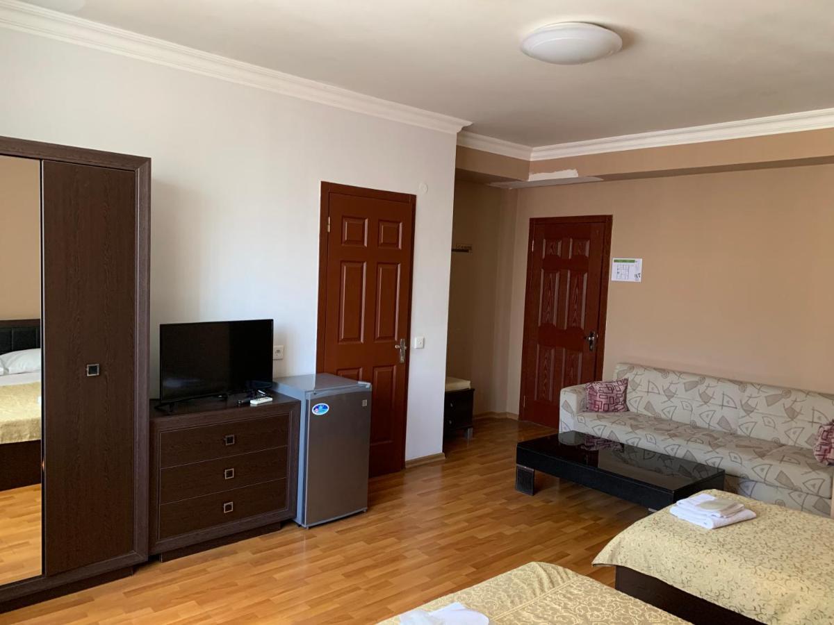 Prestige Hotel Μπατούμι Εξωτερικό φωτογραφία