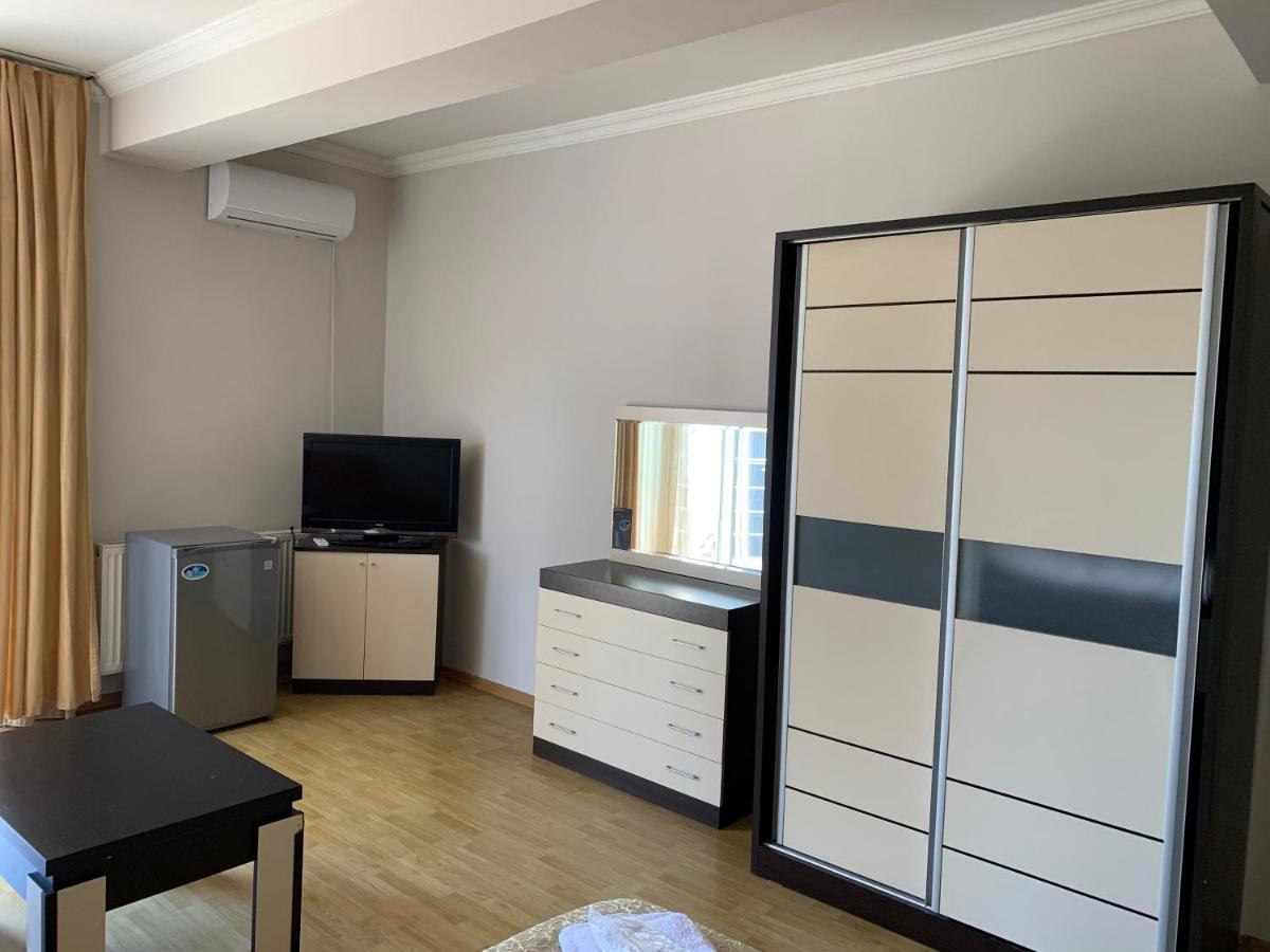 Prestige Hotel Μπατούμι Εξωτερικό φωτογραφία