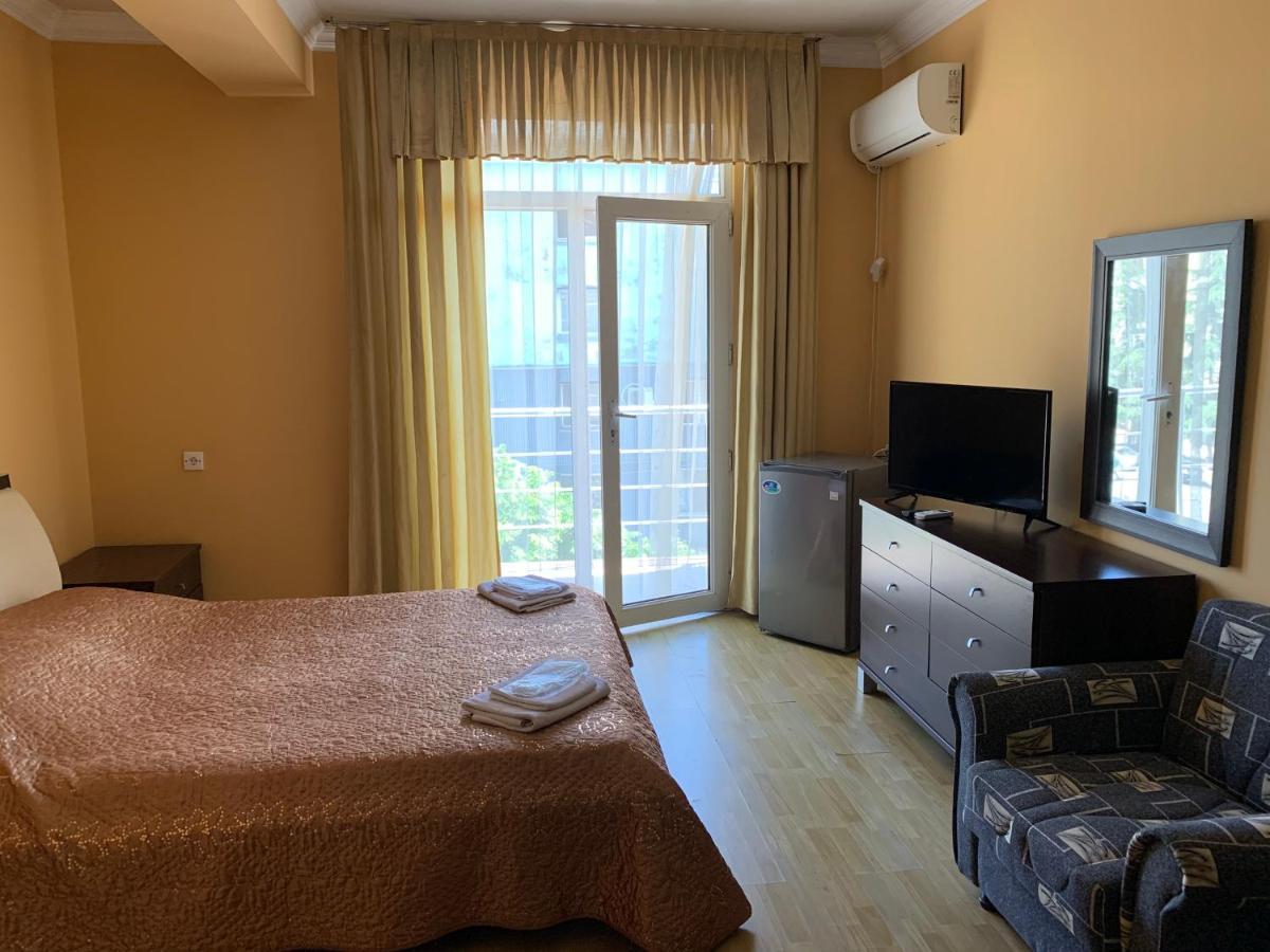 Prestige Hotel Μπατούμι Εξωτερικό φωτογραφία