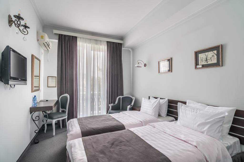 Prestige Hotel Μπατούμι Εξωτερικό φωτογραφία