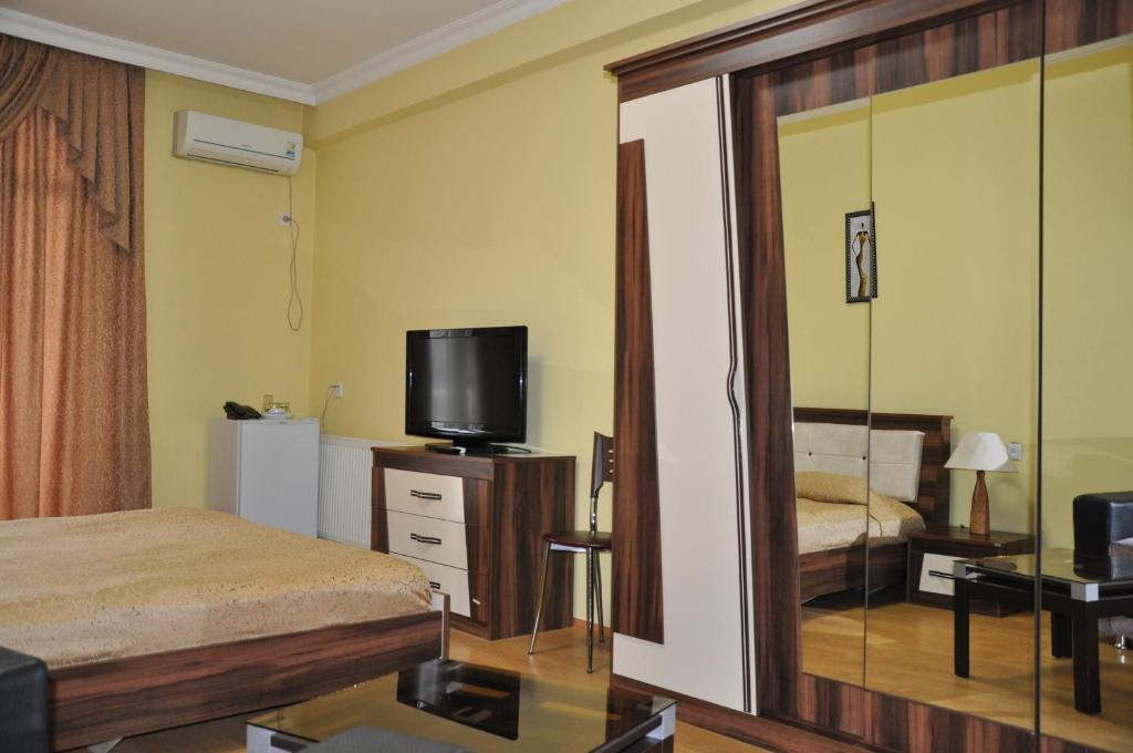 Prestige Hotel Μπατούμι Εξωτερικό φωτογραφία